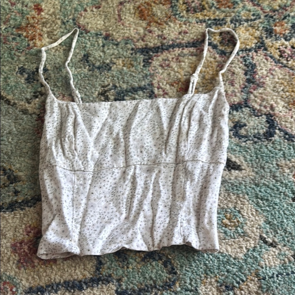 Like new Aritzia Wilfred floral tank
